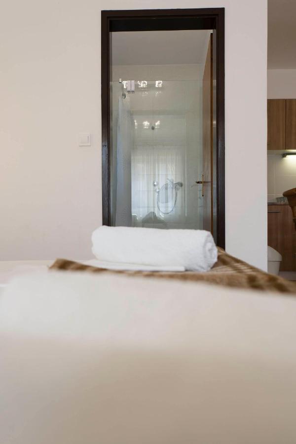 Apartments Victoria Trogir Exterior photo