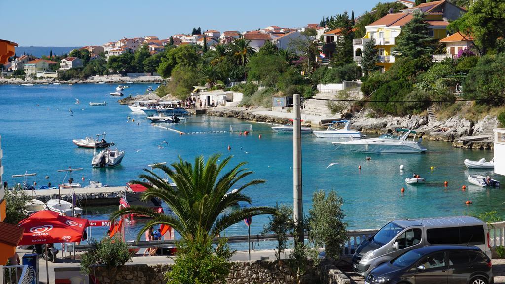 Apartments Victoria Trogir Exterior photo